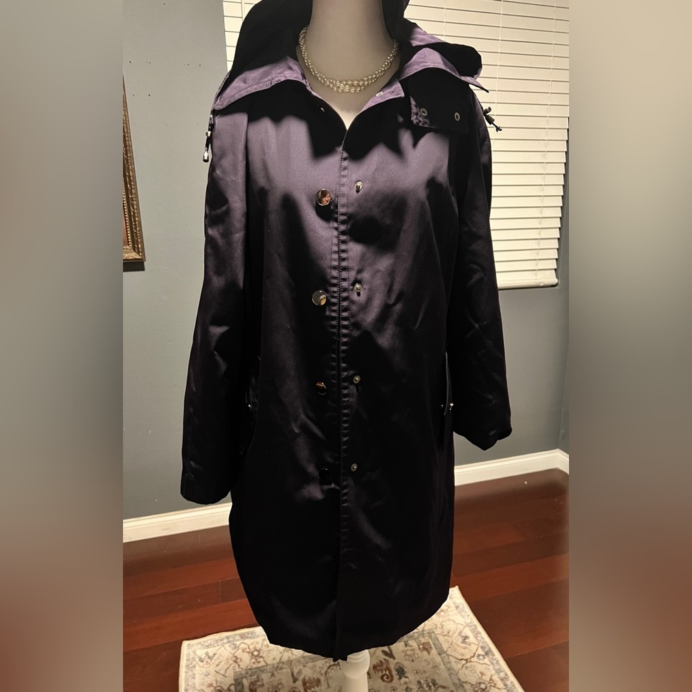 London Fog Dark Purple Trench Coat. In EUC. Size Sm